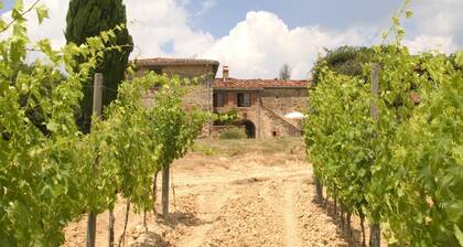 Villa in Trequanda with 5 bedrooms sleeps 10