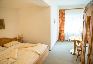 2 Schlafzimmer, Internetzugang, Bettwäsche