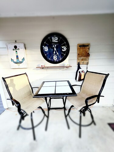 Coastal Retreat • Daphne • Near Fairhope • Hot Tub • Massage Chair• Gulf Beaches