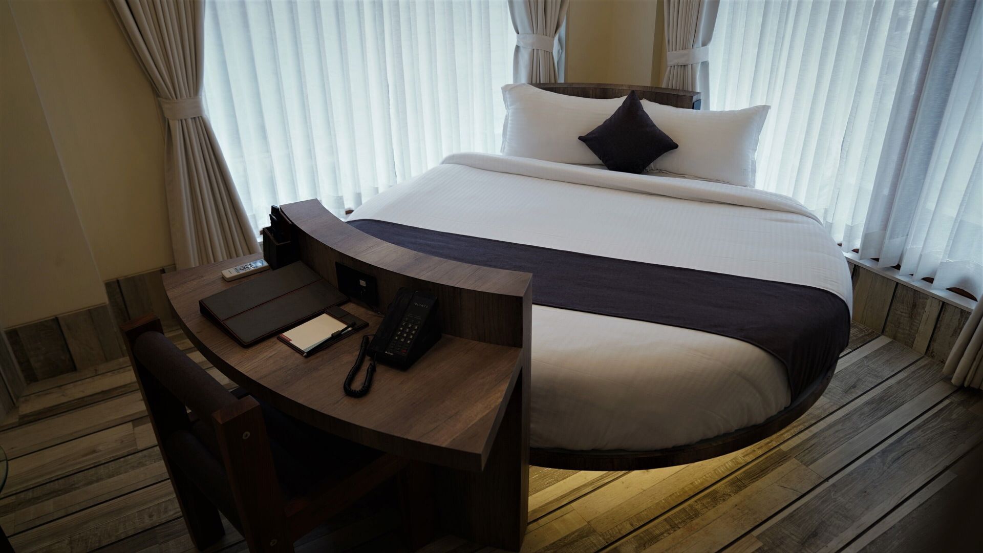 Premium bedding, in-room safe, desk, soundproofing