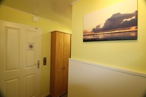 Unclassified image, 2 of 15, button