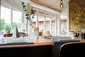 Unclassified image, 3 of 43, button - Apartment Whispering Tree Large - Whispering Tree* (Ankum)