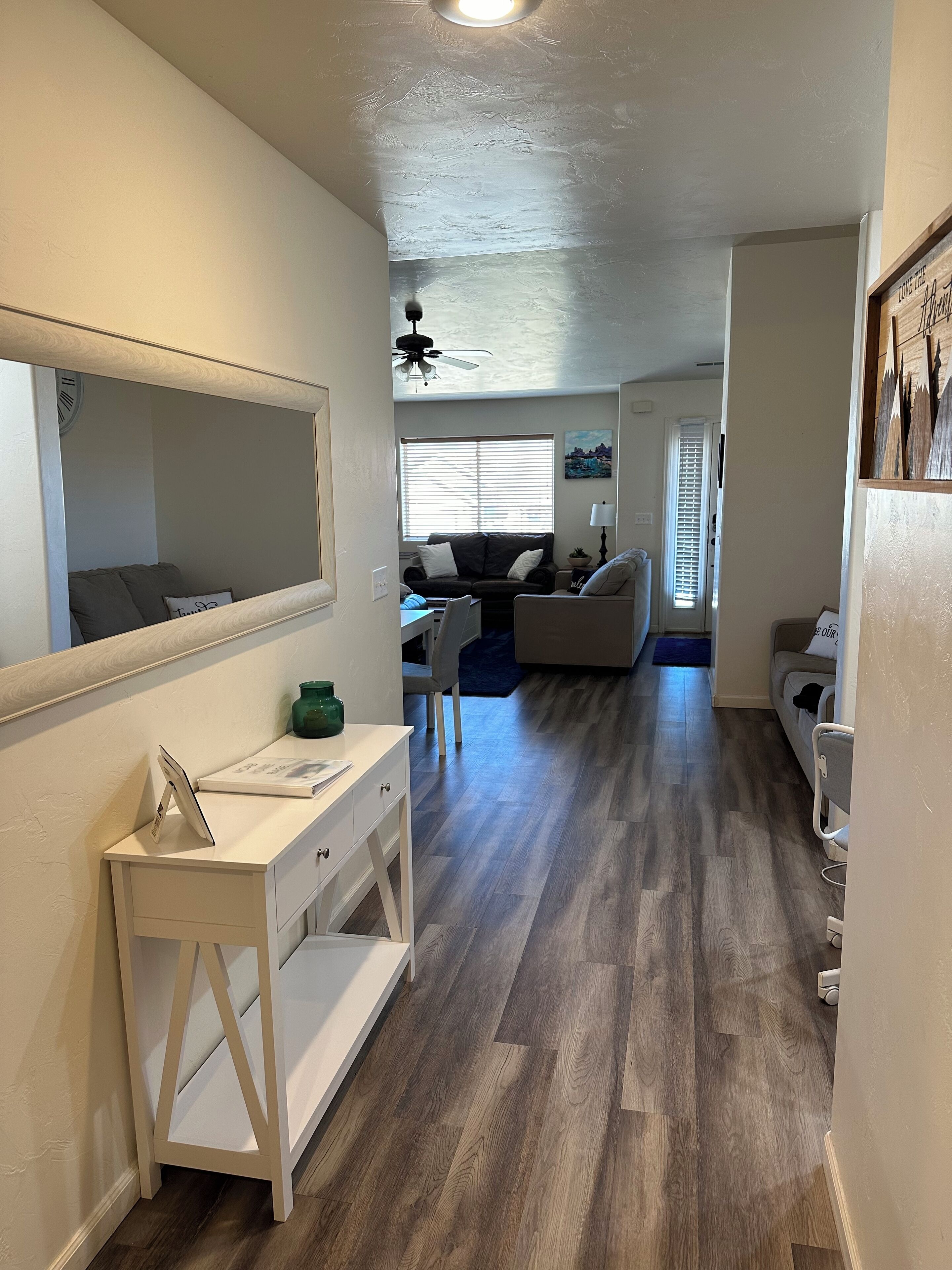 Hall to living areas