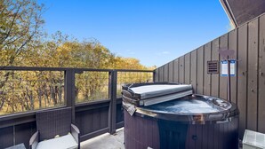 室外 SPA 浴池
