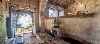 Charming antique villa with incredible panorama, pool and relax