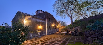 Charming antique villa with incredible panorama, pool and relax