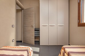 2 bedrooms, iron/ironing board, WiFi - Vacation Home "Casa a Schiera Budoni" with Terrace & Garden (budoni)