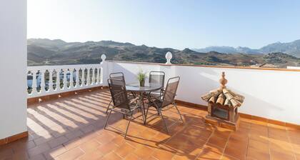 Vacation Home "Casa de Teones" with Mountain View, Private Pool & Terrace