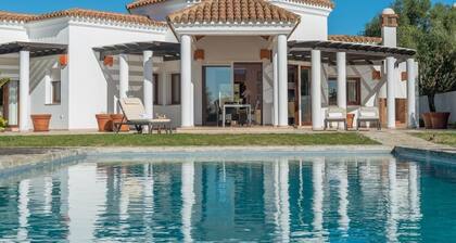 "Luxury Villa Malva" with Pool, Wi-Fi, Terrace and Garden