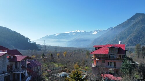 Luxury Stay in the Countryside of Himalayas