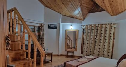 Luxury Stay in the Countryside of Himalayas