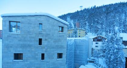Beautiful luxury apartment in the center of St. Moritz with private parking