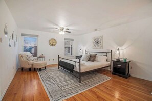 6 bedrooms, iron/ironing board, travel crib, free WiFi