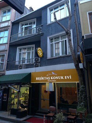 Exterior - Beşiktaş Konuk Hotel  (Istanbul)