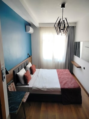 Quarto standard, 1 cama de casal | Roupas de cama de algodão egípcio, roupas de cama premium