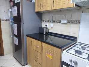 Private kitchen - Wael Homes Dubai Closed Partition Room (Dubai)