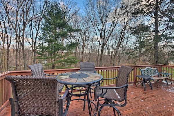Woodbury Vacation Rental | 3BR | 1.5BA | 1,500 Sq Ft | Stairs Required