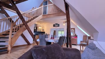 TV connectée, baby-foot, table de tennis de table, imprimantes