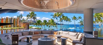 SUMMER REDUCED! Villa 305, King bed, Penthouse Ocean View Turtle Bay