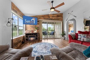 Condo, 2 Bedrooms | Living area | Smart TV