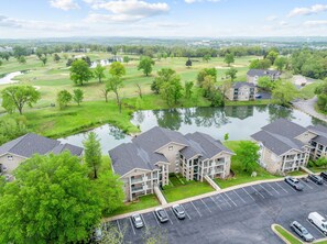 Condo, 2 Bedrooms | Exterior