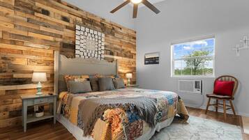 Condo, 2 Bedrooms | 2 bedrooms, free WiFi