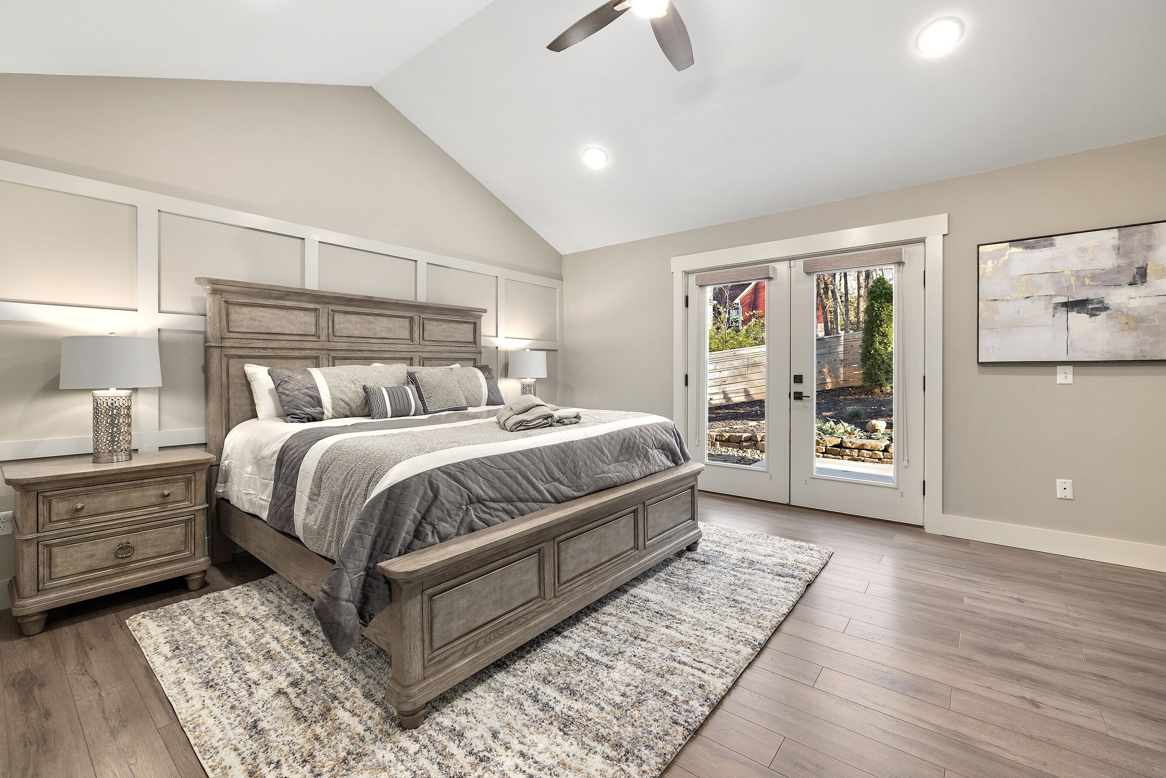 4 slaapkamers, een strijkplank/strijkijzer, wifi, beddengoed