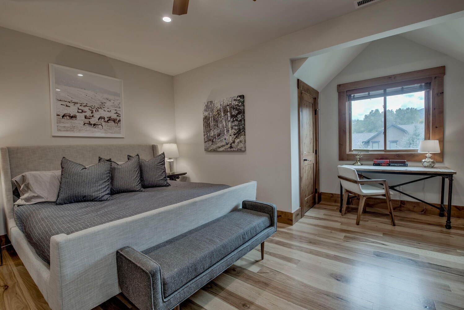6 bedrooms, iron/ironing board, travel crib, WiFi