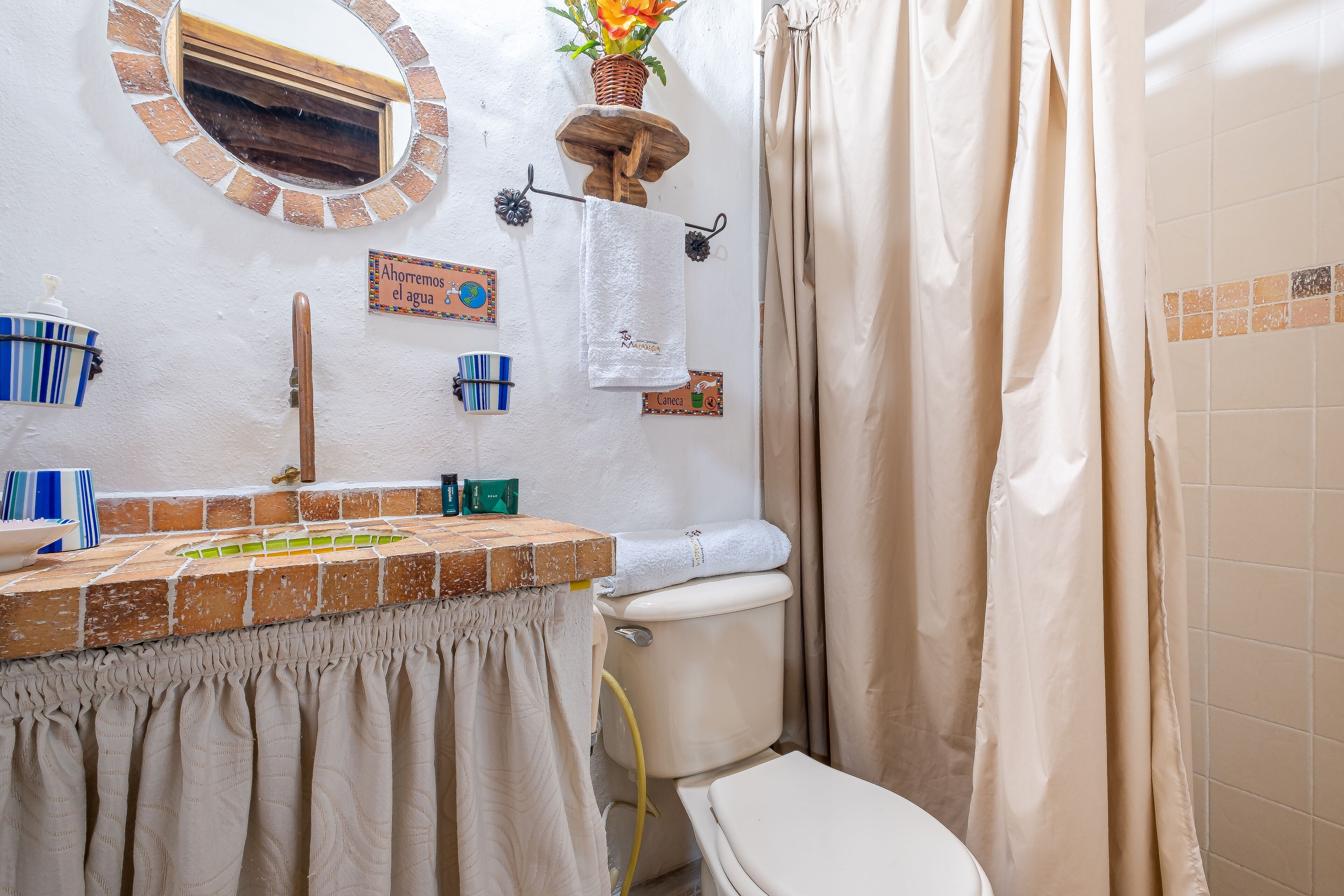 standard double room | bathroom | shower, free toiletries, towels, soap