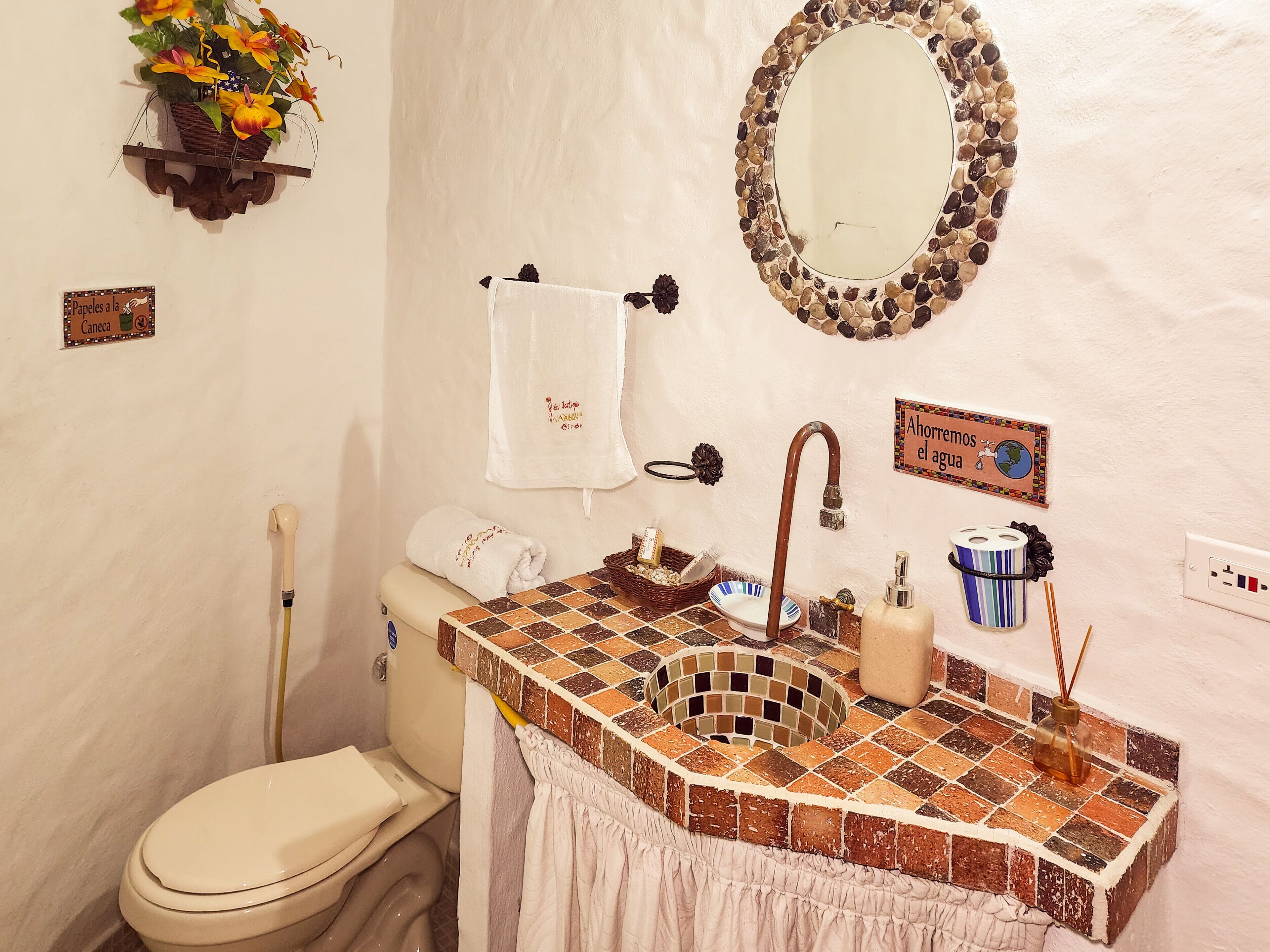 standard double room | 1 bedroom, hypo-allergenic bedding, free wifi, bed sheets