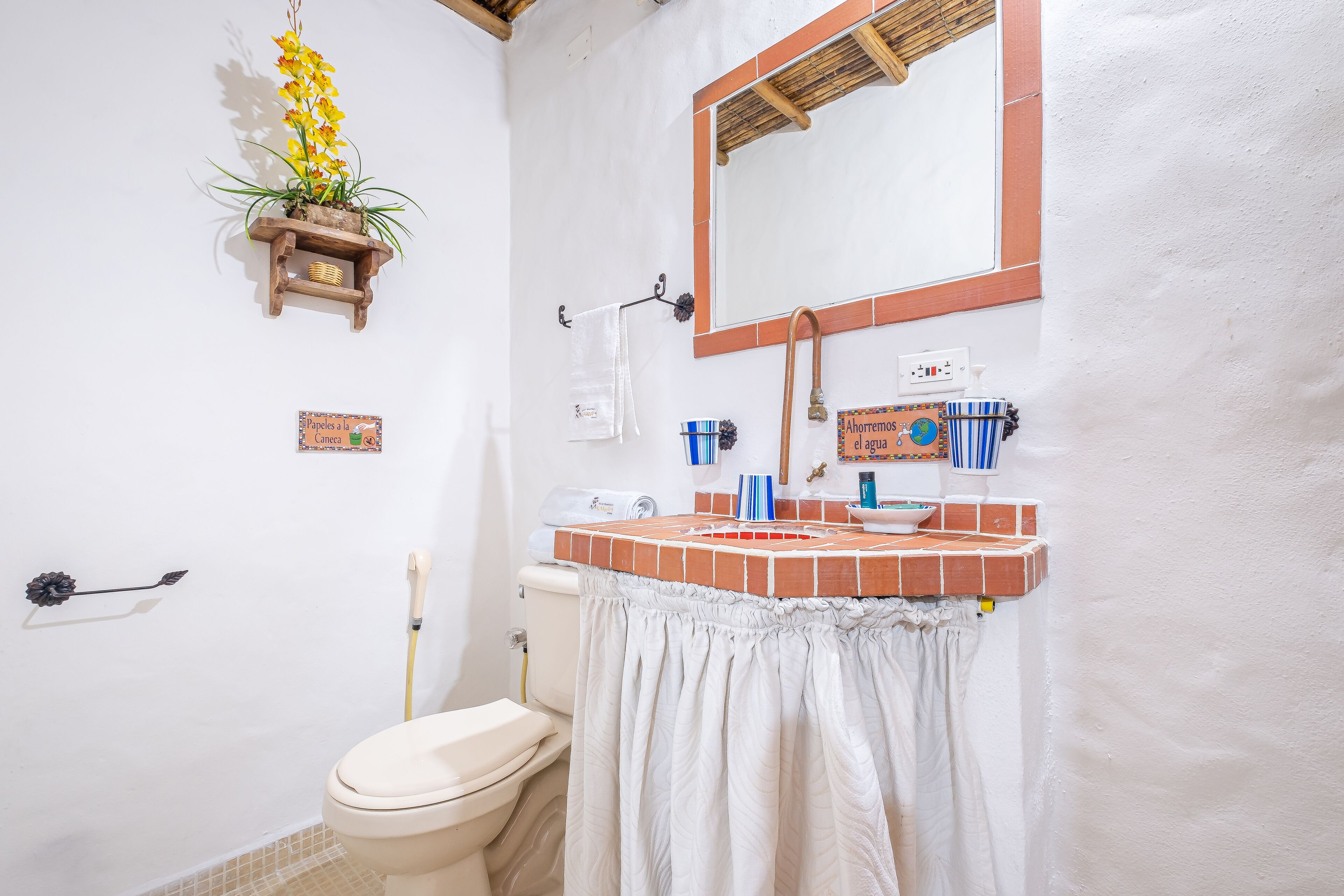 shower, free toiletries, towels, soap