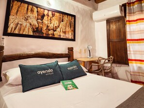 Standard-Doppelzimmer | Allergikerbettwaren, kostenloses WLAN, Bettwäsche