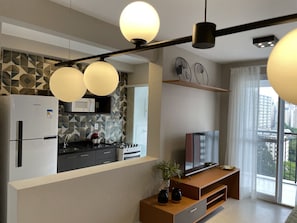 50-inch Smart TV with digital channels - Akile Central Park (São Paulo)