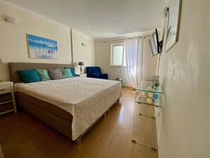 1 Schlafzimmer, Bügeleisen/Bügelbrett, Reisekinderbett, kostenloses WLAN