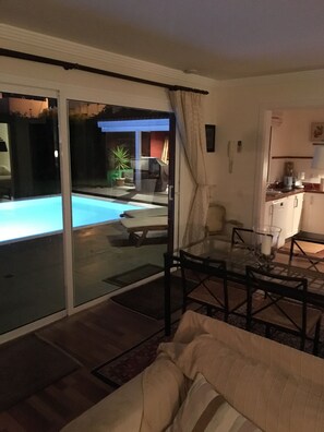 Interior - Sunny private villa with ocean views residential area (Piletillas)