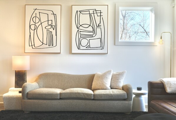 TV connectée, livres, médiathÚque, chaßne hi-fi