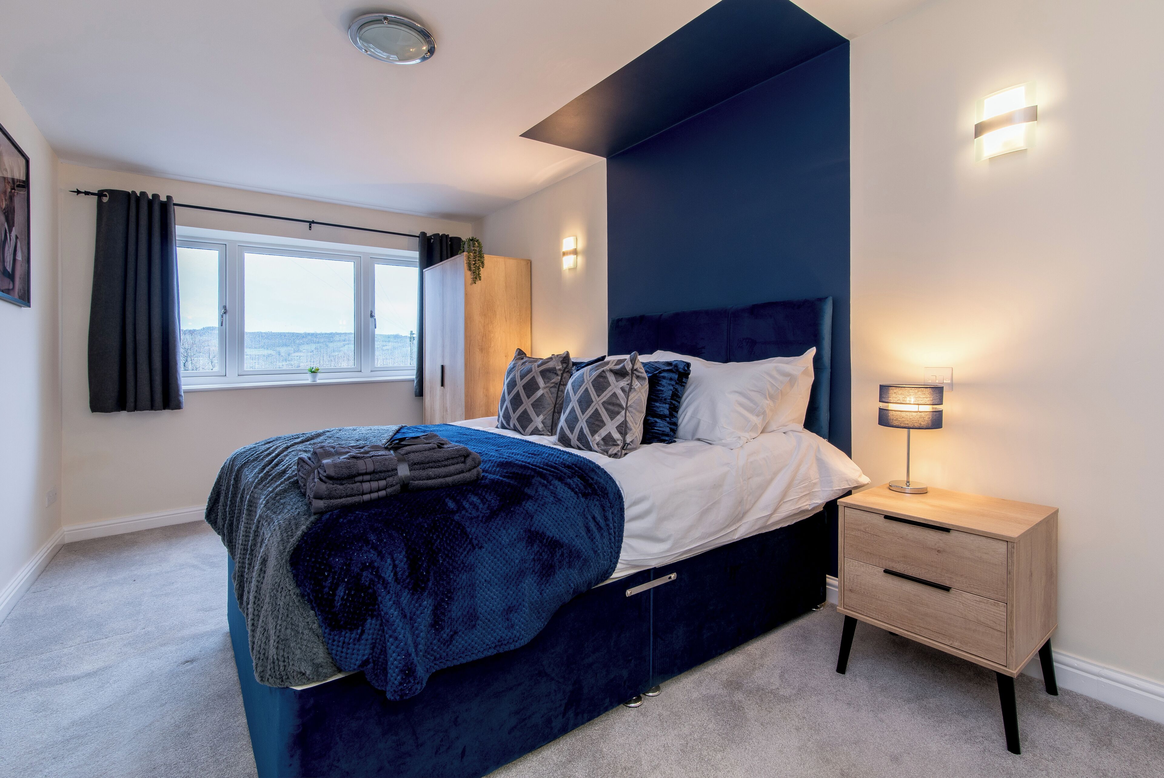 3 bedrooms, iron/ironing board, Internet, bed sheets