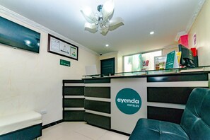 Reception - Ayenda Balcon Real (Tunja)
