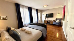 1 chambre, fer et planche à repasser, accès au Wi-Fi (inclus)