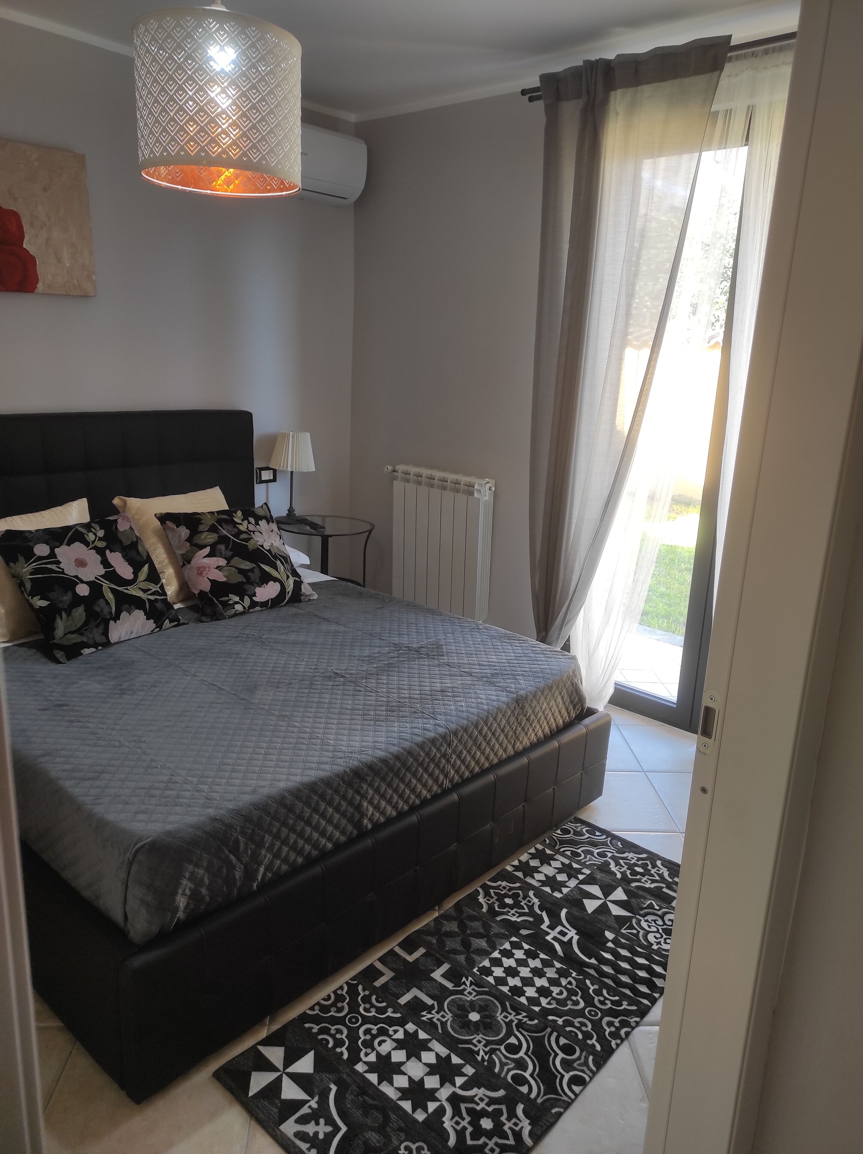 1 habitación, escritorio y insonorización 