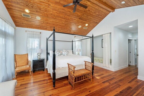 7 habitaciones, tabla de planchar con plancha, cuna de viaje y wifi