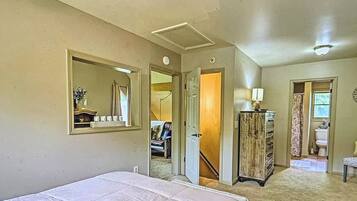 3 chambres, fer et planche Ă repasser, Wi-Fi, draps fournis