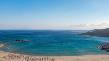 Beach nearby, sun-loungers