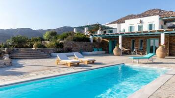 Piscine extérieure