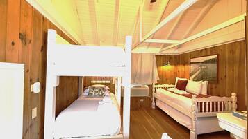 2 bedrooms, desk, iron/ironing board, travel crib