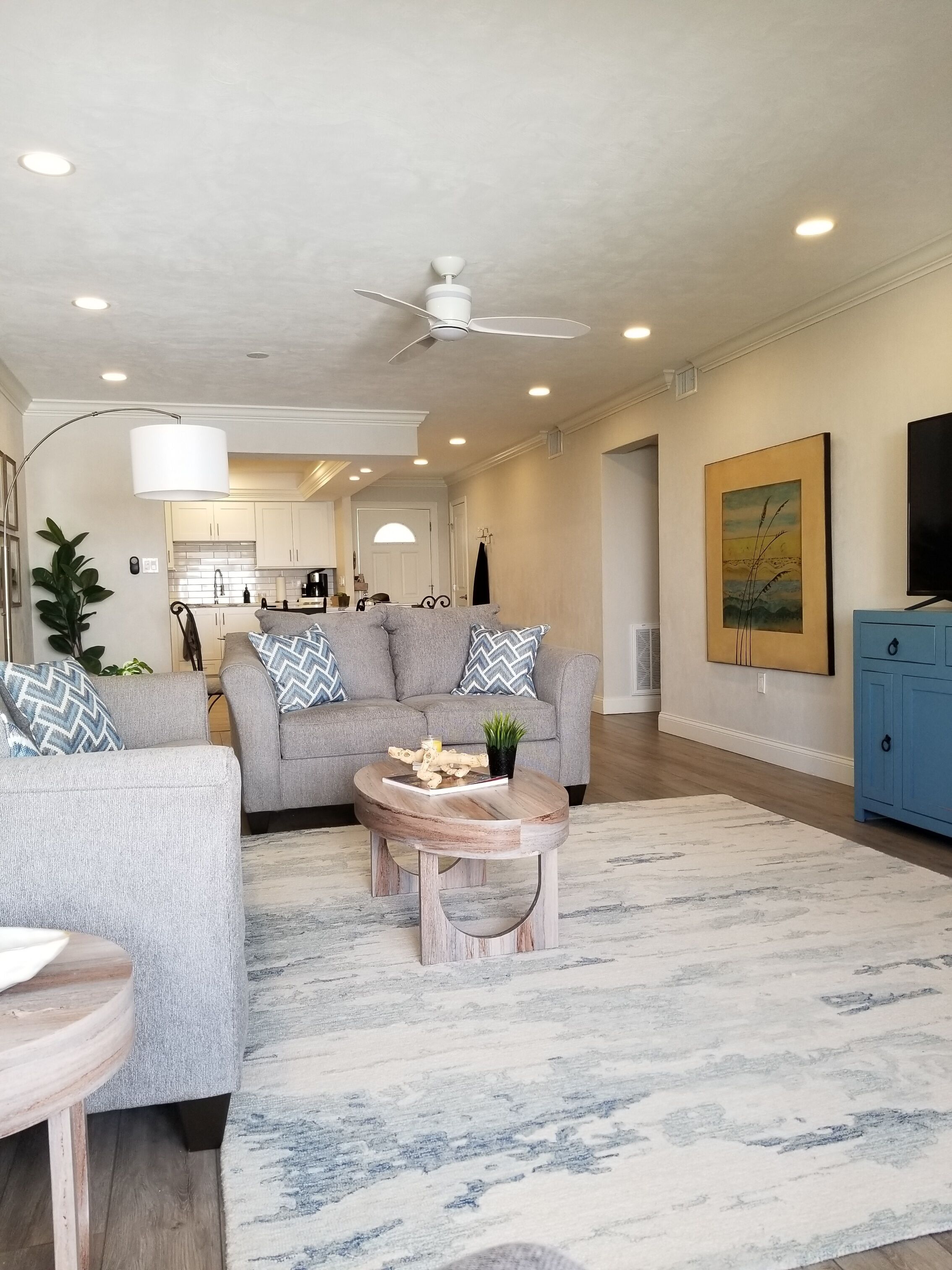 Remodeled Ranch Condo at Beacon Point across from Winterhaven Park, pet friendly