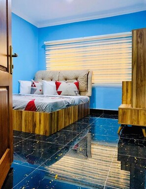 1 غرفة نوم ومكواة/لوح كي وواي فاي مجانًا وملاءات أسرّة