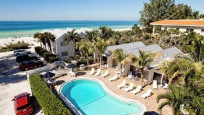 Unclassified image, 2 of 47, button