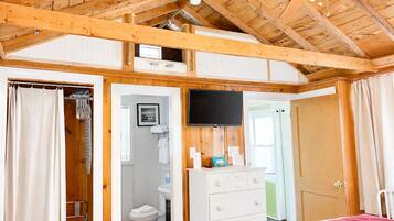 1 bedroom, desk, iron/ironing board, travel cot