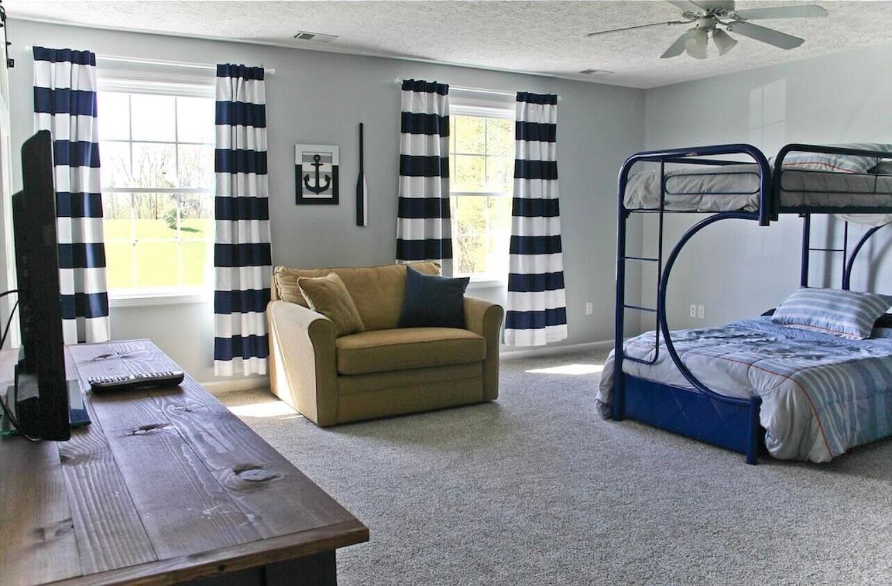 4 habitaciones, tabla de planchar con plancha y wifi gratis 